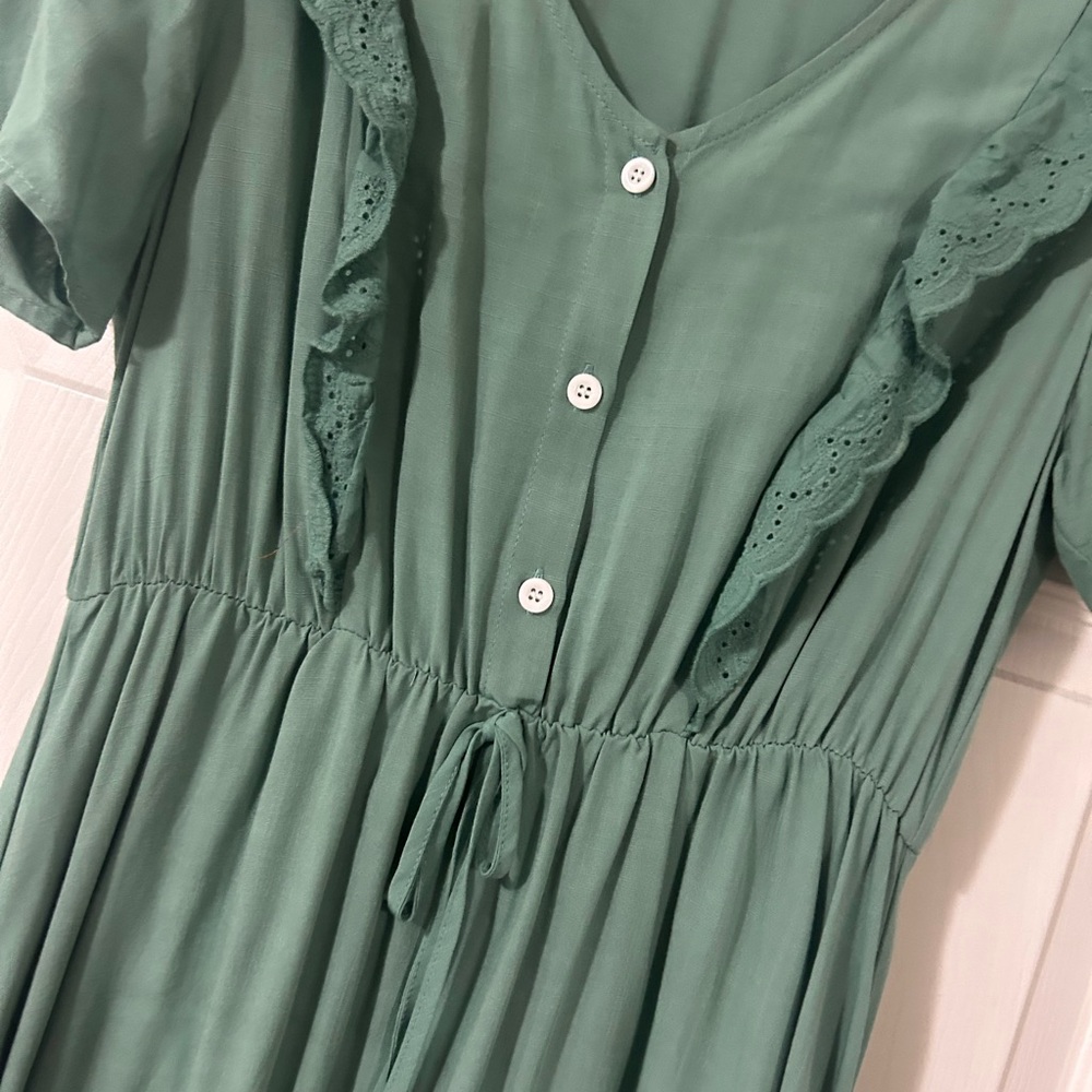 ‼️SOLD‼️ Women’s Dress Modest M